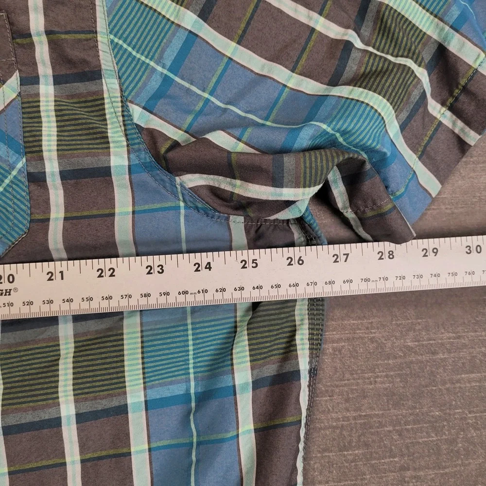 The North Face Mens Plaid Short Sleeve Button Up Shirt XXL‎